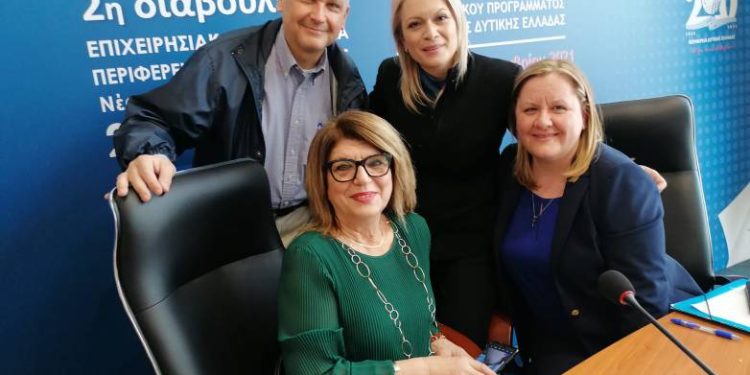 Προεδρείο με …άρωμα γυναίκας!