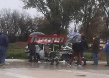 Τραγωδία στην Πατρών Πύργου – Νεκρή η 17χρονη που εγκλωβίστηκε στο ένα όχημα – ΦΩΤΟΓΡΑΦΙΕΣ