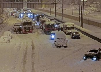 Η Αττική Οδός θα δώσει αποζημίωση 2.000 ευρώ για κάθε εγκλωβισμένο οδηγό, μετά από αίτημα Μητσοτάκη