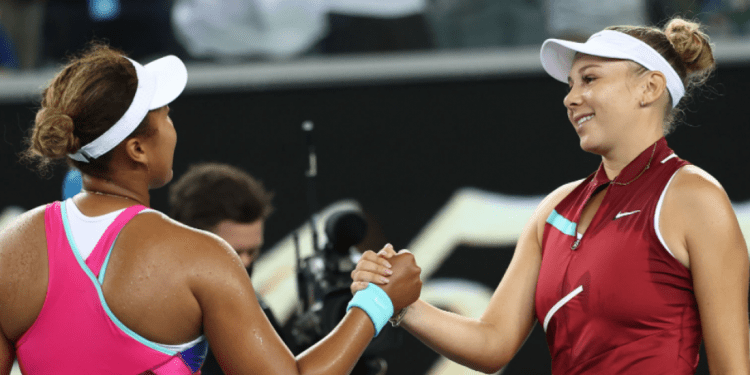 Australian Open: Η Ανισίμοβα έκανε την έκπληξη και απέκλεισε την Οσάκα!