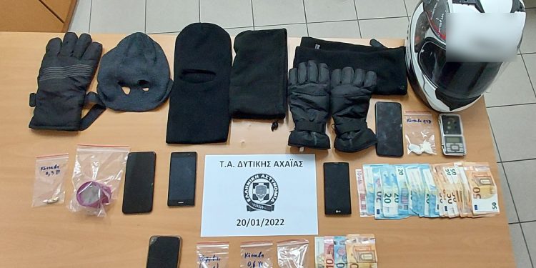 Ληστεία στην Κάτω Αχαΐα – Πώς έδρασαν οι κουκουλοφόροι – Σε ποιο χωριό βρέθηκε η κλεμμένη μοτοσικλέτα – ΦΩΤΟΓΡΑΦΙΕΣ