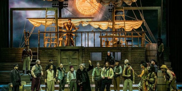 «Moby Dick»: Στόλλας, Γεωργαλάς, Καραγκιαούρης, Μαραζιώτης – Τέσσερις πατρινοί στο υπερθέαμα του Δημήτρη Παπαδημητρίου!