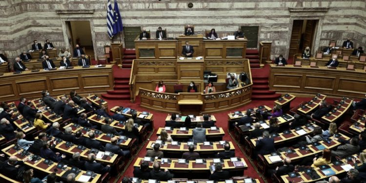 LIVE η τριήμερη συζήτηση για την πρόταση μομφής του ΣΥΡΙΖΑ