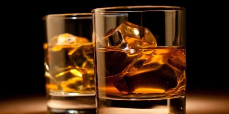 Μάθαμε πότε η ανθρωπότητα ξεκίνησε να πίνει ουίσκι
