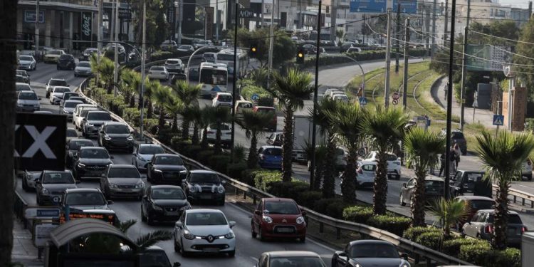 Τέλη κυκλοφορίας: Πώς θα πληρωθούν από τους κατόχους των οχημάτων – Τα ποσά ανά κατηγορία