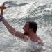 Θεοφάνεια: Τα έθιμα και οι παραδόσεις που κρατάνε μέχρι σήμερα