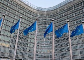 ΕΕ: Αντίστροφη μέτρηση για την εκταμίευση 3,6 δισ. ευρώ του Ταμείου Ανάκαμψης προς την Ελλάδα