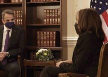 Δολοφονία Μπακαρί Χέντερσον: Η Κάμαλα Χάρις ρώτησε τον Κυριάκο Μητσοτάκη για την πορεία της δίκης στην Πάτρα