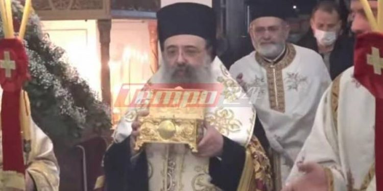 Πάτρα: Ρίγη συγκίνησης στον Ι.Ν. Αγίου Χαραλάμπους – Βρέθηκε η κλεμμένη λειψανοθήκη παραμονή της γιορτής (ΦΩΤΟ-ΒΙΝΤΕΟ)