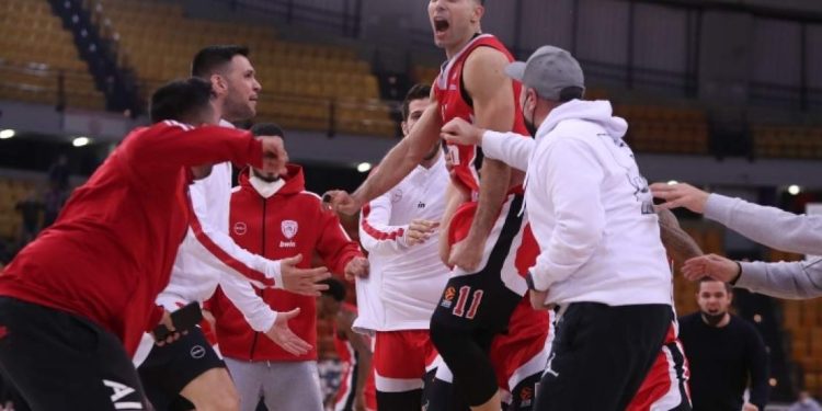 Τα highlights από την νίκη του Ολυμπιακού κόντρα στην Αναντολού Εφές (Βίντεο)