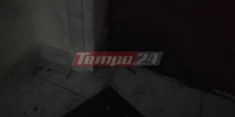 Πάτρα: Άγριο επεισόδιο βίας – Χτύπησε τη γυναίκα του και έβαλε φωτιά στο σπίτι τους – Αποκλειστικό (tempo24) – ΦΩΤΟ
