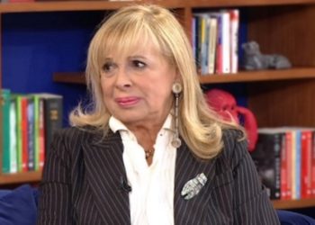 Φόνσου: “Χτύπησα αστυφύλακα και με απέκλεισαν απ’ όλα τα σχολεία της Ελλάδας”