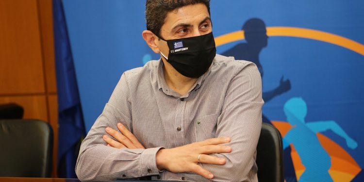 Θετικός στον κορονοϊό ο Λευτέρης Αυγενάκης