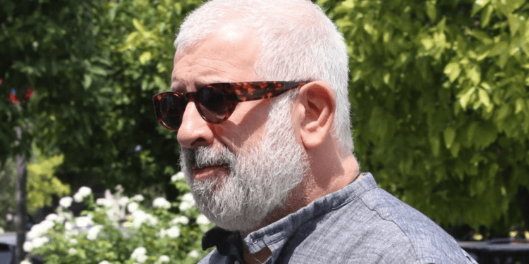 Πέτρος Φιλιππίδης: Δήλωση των δικηγόρων των γυναικών που τον κατήγγειλαν – «Η πλευρά του δε διστάζει να υποβιβάσει τα θύματα»