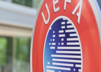Fifa και UEFA απέβαλαν από τις διοργανώσεις τους τις ρωσικές ομάδες