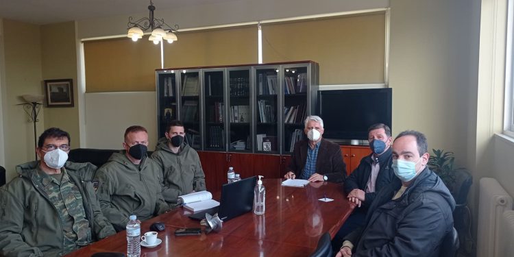 Δυτική Αχαΐα: Κλιμάκιο μηχανικών των Ενόπλων Δυνάμεων για παρεμβάσεις στην αγροτική οδοποιία