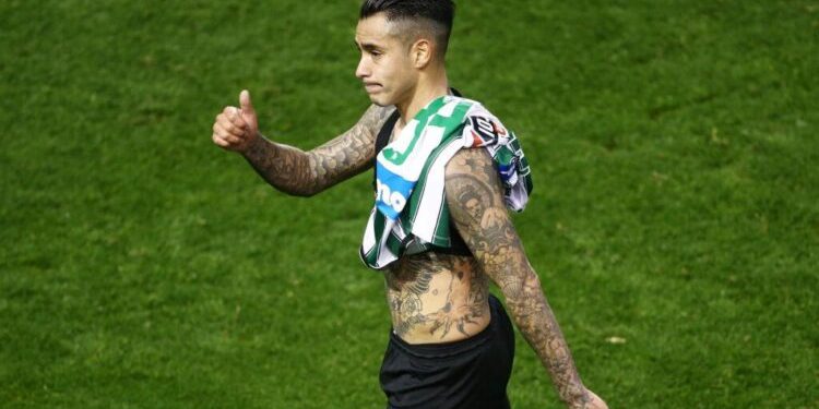 Τι είπε ο Αραούχο για τη φανέλα στον φίλο του Παναθηναϊκού (Βίντεο)