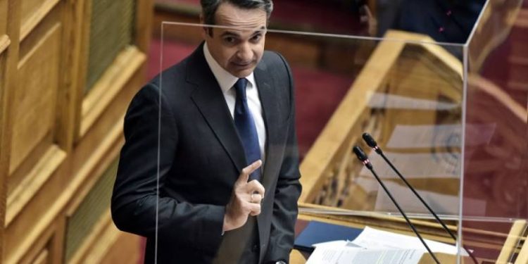 Μητσοτάκης στη Βουλή για την Ημέρα της Γυναίκας: «Οι γυναίκες θωρακίζονται από κάθε διάκριση»
