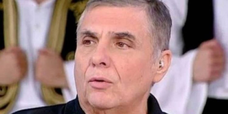 Γιώργος Τράγκας: Στη δημοσιότητα η ιδιόχειρη διαθήκη του – Τι αφήνει στη Μαρία Καρρά και στα παιδιά του