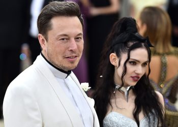 Ελον Μασκ και Grimes έδωσαν το πιο περίεργο όνομα στην κόρη τους – Γονείς για δεύτερη φορά