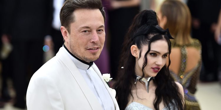 Ελον Μασκ και Grimes έδωσαν το πιο περίεργο όνομα στην κόρη τους – Γονείς για δεύτερη φορά