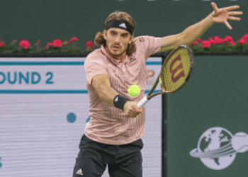 Indian Wells: Στα προημιτελικά του διπλού Τσιτσιπάς και Λόπεθ