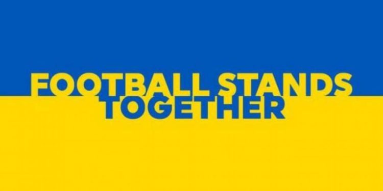 H Premier League στηρίζει την Ουκρανία