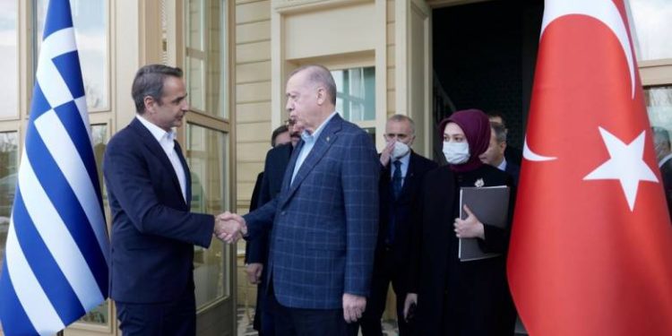 Μητσοτάκης: Ενημέρωσε Τσίπρα και Ανδρουλάκη για τη συνάντηση με Ερντογάν