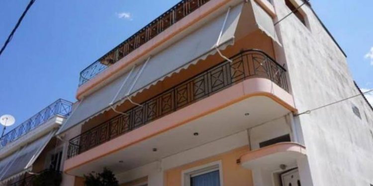Πάτρα: Την μαχαίρωσε στον ύπνο της – Πολυετής κάθειρξη στον συζυγοκτόνο των Ιτεών