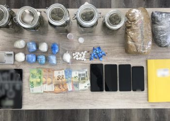 Συνελήφθησαν τρεις άνδρες για διακίνηση ναρκωτικών στην Πάτρα