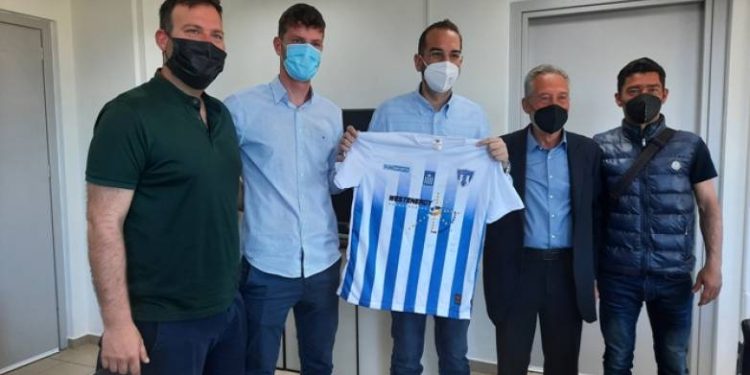 Η Περιφέρεια αναλαμβάνει την ανακατασκευή του γηπέδου της Θύελλας Πατρών