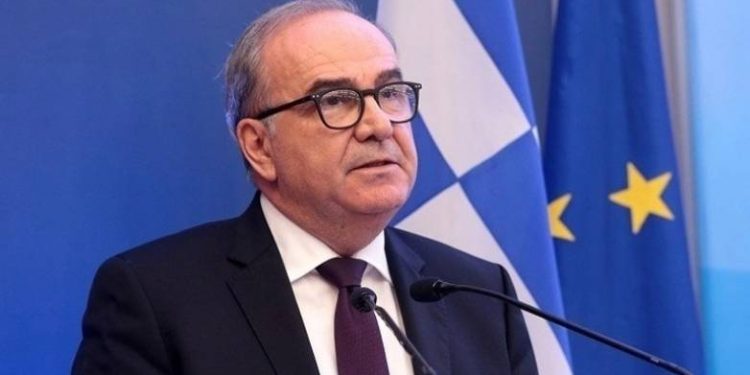 Παπαθανάσης: Θα είμαστε αμείλικτοι στο κυνήγι της αισχροκέρδειας