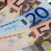Αύξηση κατώτατου μισθού: Πως διαμορφώνονται οι αμοιβές ανά τριετία μετά τις ανακοινώσεις Μητσοτάκη