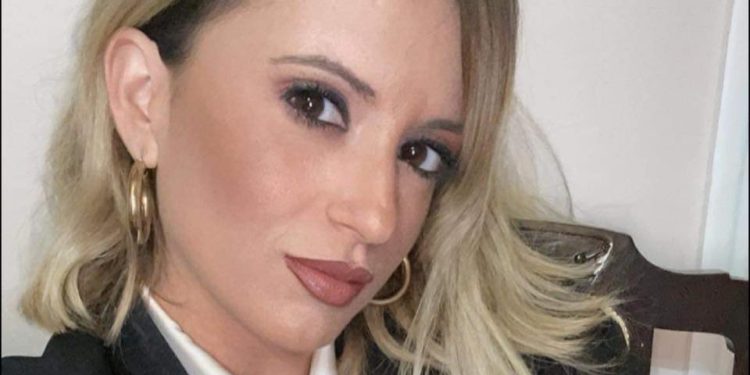 Υποψήφια στις εσωκομματικές του ΚΙΝΑΛ η Γιώτα Κουνέλη