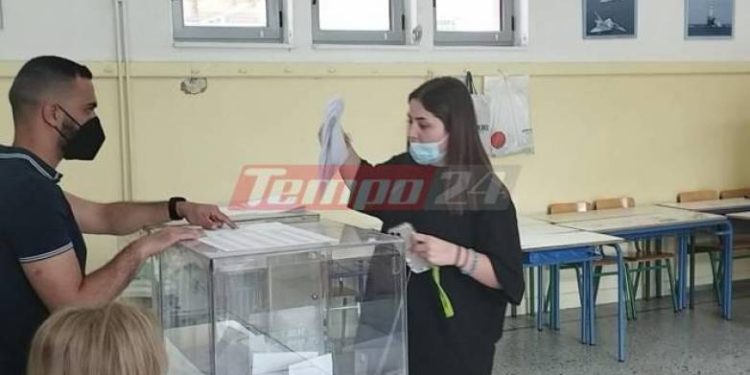 Αχαΐα: Ανοιξαν από το πρωΐ οι κάλπες για τις εκλογές στο ΚΙΝΑΛ – Οι υποψήφιοι για τη Νομαρχιακή Επιτροπή και το συνέδριο – Ολα τα ονόματα – ΦΩΤΟ – ΝΕΟΤΕΡΑ