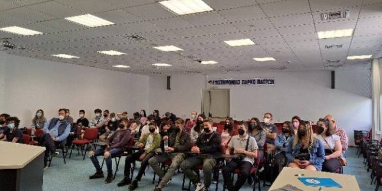Μαθητές της ΠΔΕ Δυτικής Ελλάδας γέμισαν το Επιστημονικό Πάρκο Πατρών για τις ανάγκες του Erasmus+ CHOICE της ΠΔΕΔΕ