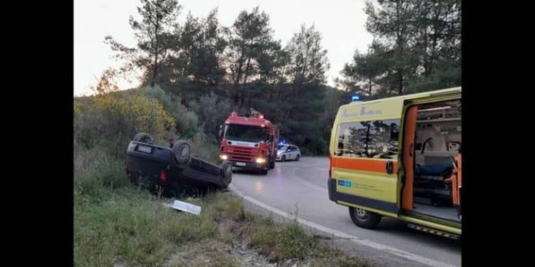 Νέο τροχαίο στο Τζάιλο- Τούμπαρε ιχ με δύο κοπέλες που επέστρεφαν από τον Άγιο Νικόλαο – ΦΩΤΟ