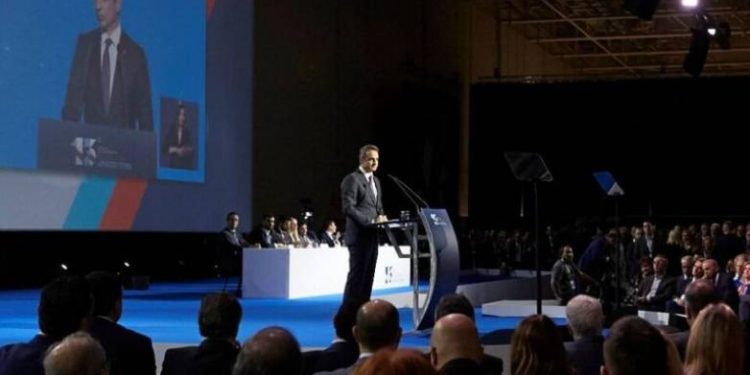 Η ομιλία Μητσοτάκη στο 14ο συνέδριο της Νέας Δημοκρατίας – Δείτε ζωντανά