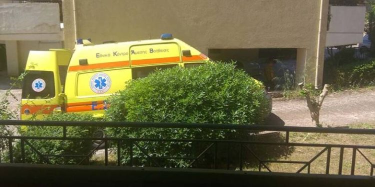 Δυτ. Ελλάδα: 53χρονη έπεσε από τον 3ο όροφο πολυκατοικίας και σκοτώθηκε – ΦΩΤΟ