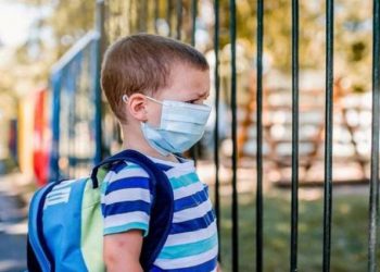 Μάσκα στα παιδιά όπου υπάρχει συγχρωτισμός
