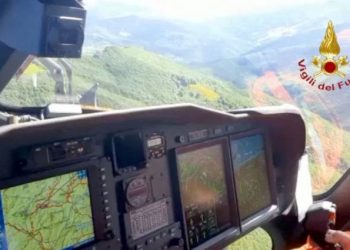 ΕΚΤΑΚΤΟ: Πτώση ελικοπτέρου στην Ιταλία – Τουλάχιστον 5 νεκροί
