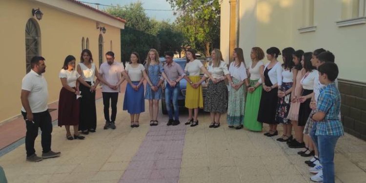 Εντυπωσίασε στις εκδηλώσεις για την Αγία Τριάδα ο Σύλλογος Αλισσαίων “Πείρος” ΦΩΤΟ