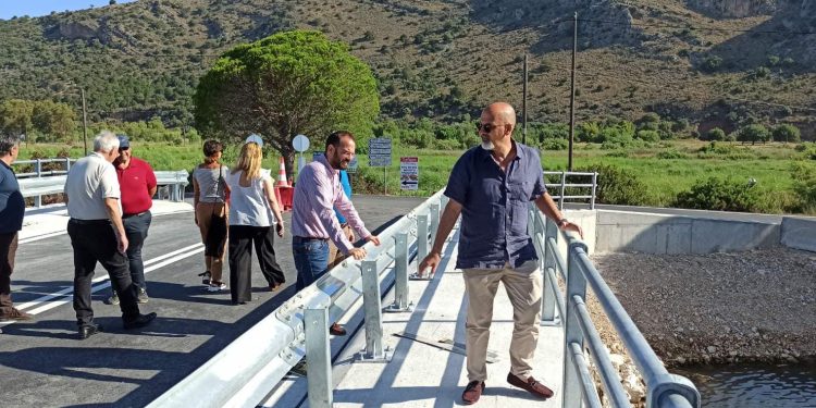 Χαράλαμπος Μπονάνος: “Το πιστέψαμε το ωριμάσαμε το πετύχαμε” – Το πριν και το μετά στη γέφυρα της Καλόγριας – ΦΩΤΟ