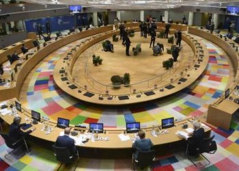 Ιστορική απόφαση για την Ουκρανία: «Πράσινο φως» από τους 27 για την ένταξή της στην Ευρωπαϊκή Ένωση