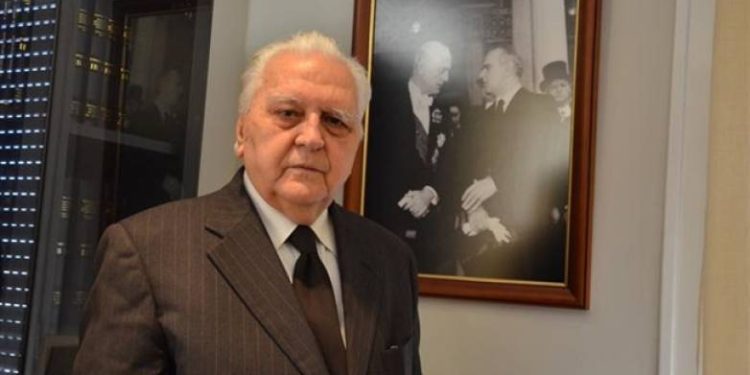 Επίσημη παρουσίαση του νέου τετράτομου βιβλίου του Βασίλη Μπεκίρη