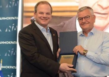 Στα γραφεία της τοπικής ΝΔ ο Κώστας Καραμανλής – “Λύσαμε στην Πάτρα εκκρεμότητες δεκαετιών με δυο σπουδαία έργα”