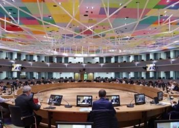 Το Eurogroup ανάβει πράσινο φως για το τέλος της ενισχυμένης εποπτείας για την Ελλάδα