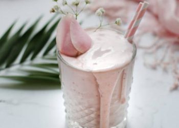 Smoothie με γιαούρτι και μαρμελάδα
