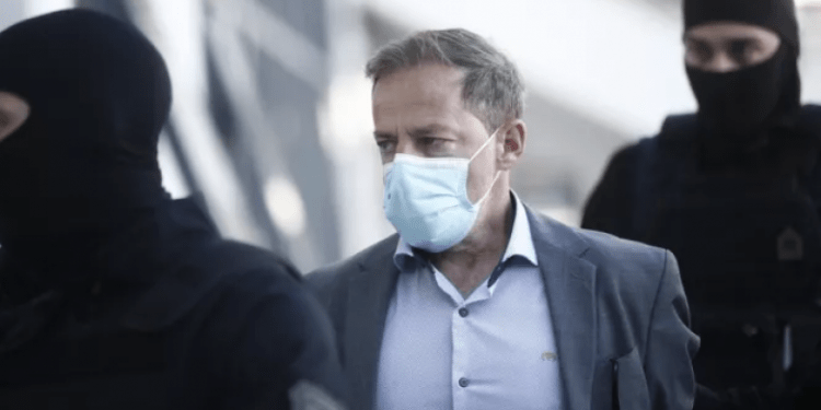 Δημήτρης Λιγνάδης: “Μπορεί να ξέφυγα, αλλά βιαστής δεν υπήρξα”