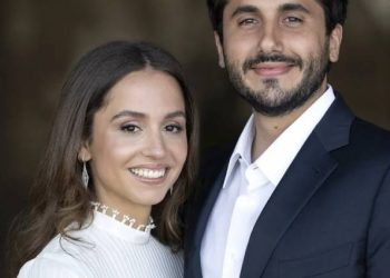 Αρραβωνιάστηκε η πριγκίπισσα Ιμάν, κόρη της βασίλισσας Ράνιας, με ελληνικής καταγωγής οικονομολόγο
